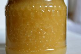 Cremehonig bekommt weiße Flecken!?